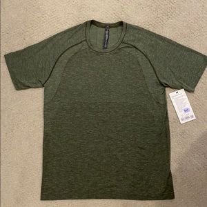 Men’s Lululemon Metal Vent Shirt